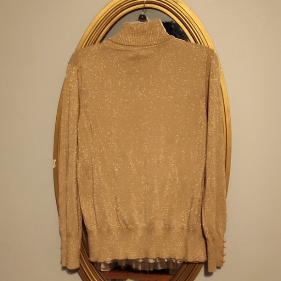 Melissa Paige Sweaters - 💲 5 for $15💲MELISSA PAIGE XL Gold Shimmer Lightweight Turtleneck Sweater